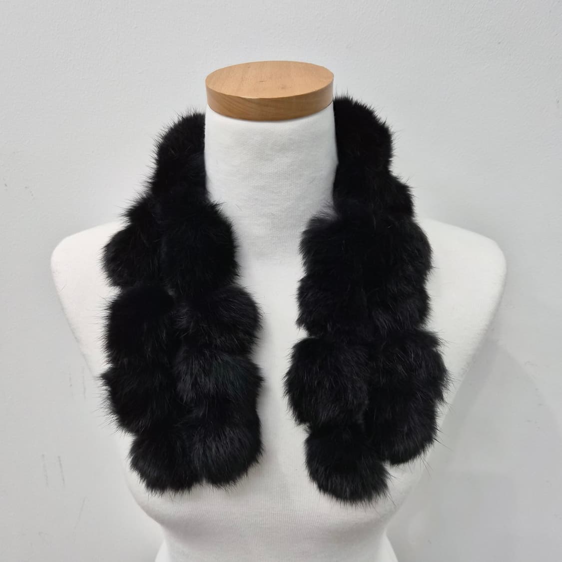 블랙  리얼 토끼털 래빗퍼 폼폼 머플러 상품이미지2