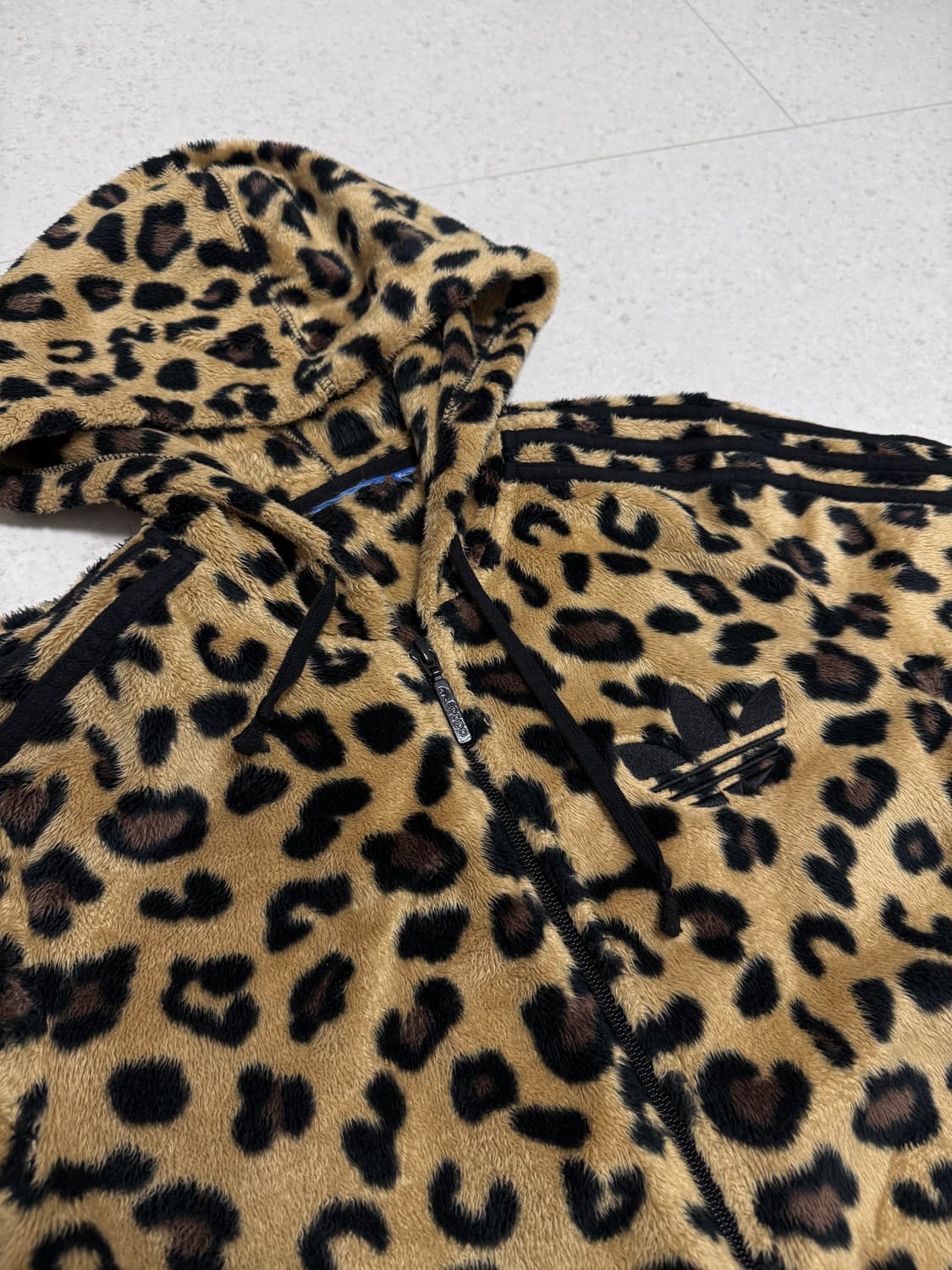 아디다스 쉐르파 레오파드 져지 090 상품이미지2