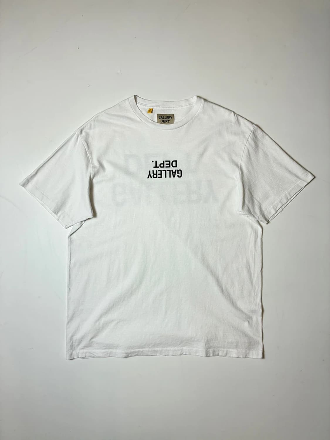 갤러리 디파트먼트 23FW 퍽드 업 로고 반팔 티셔츠 PN9672 상품이미지3