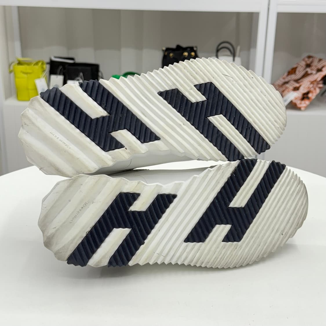 [41.5] 에르메스 카프스킨 바운싱 스니커즈 상품이미지9