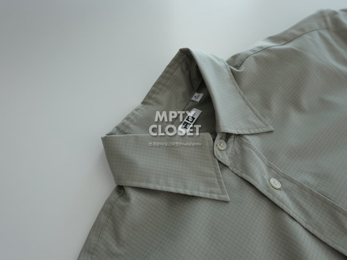 [M] 유니클로 U 오버사이즈 반팔셔츠 그레이 상품이미지4