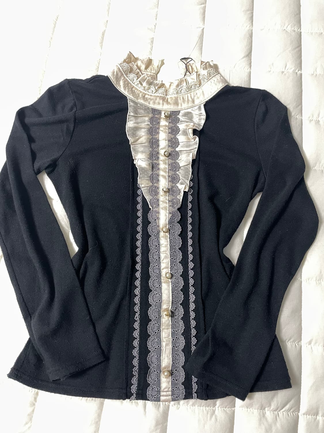 엑시즈팜 프릴 블라우스 블랙 // 갸루 고스로리 공겜여주깔 상품이미지1