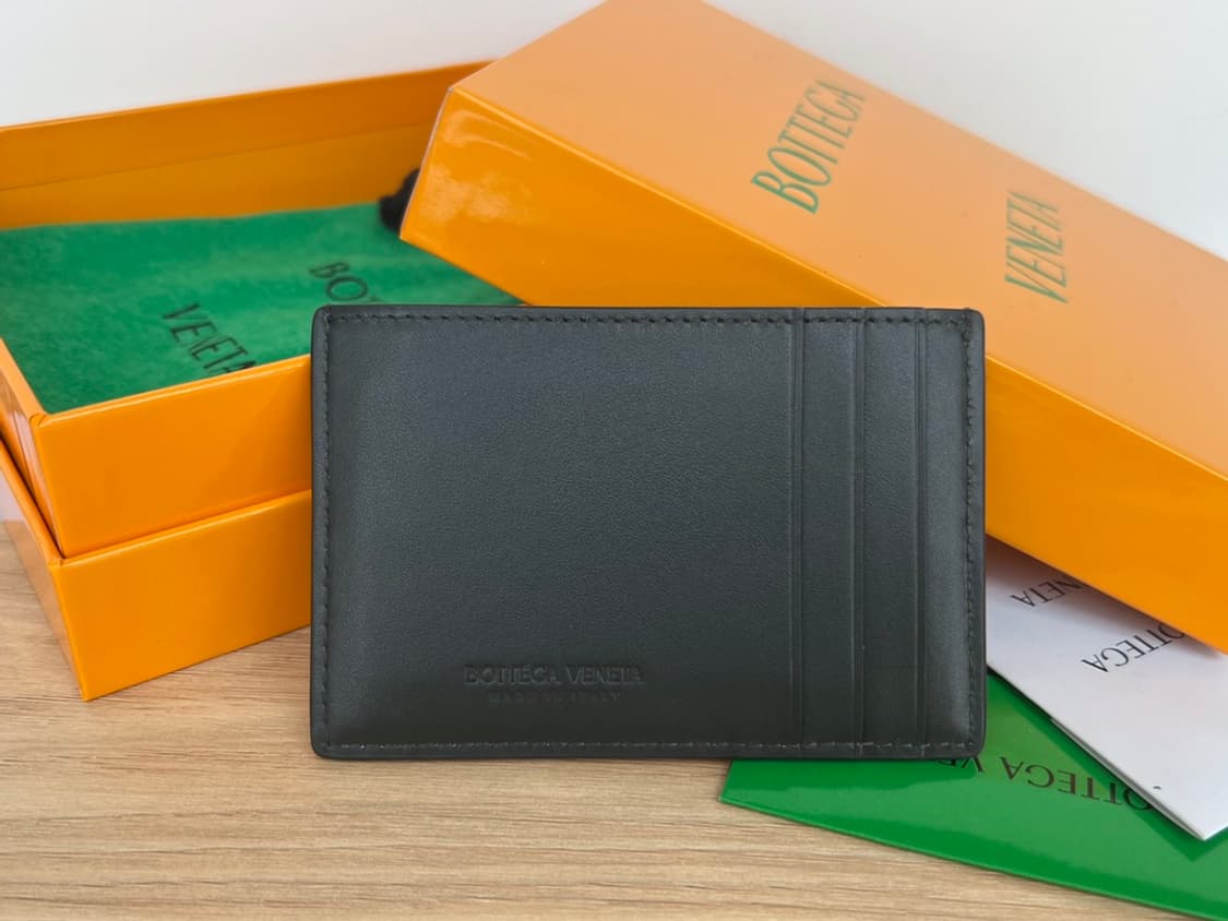 보테가 베네타 카드 케이스 카프스킨 블랙 상품이미지2