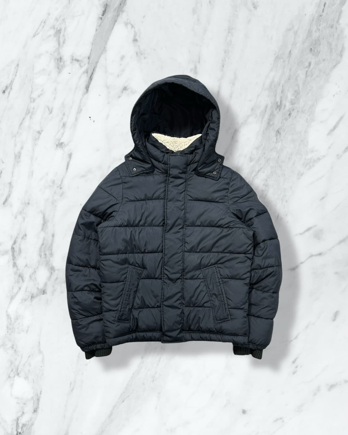 아베크롬비 패치로고 네이비 숏패딩  상품이미지1