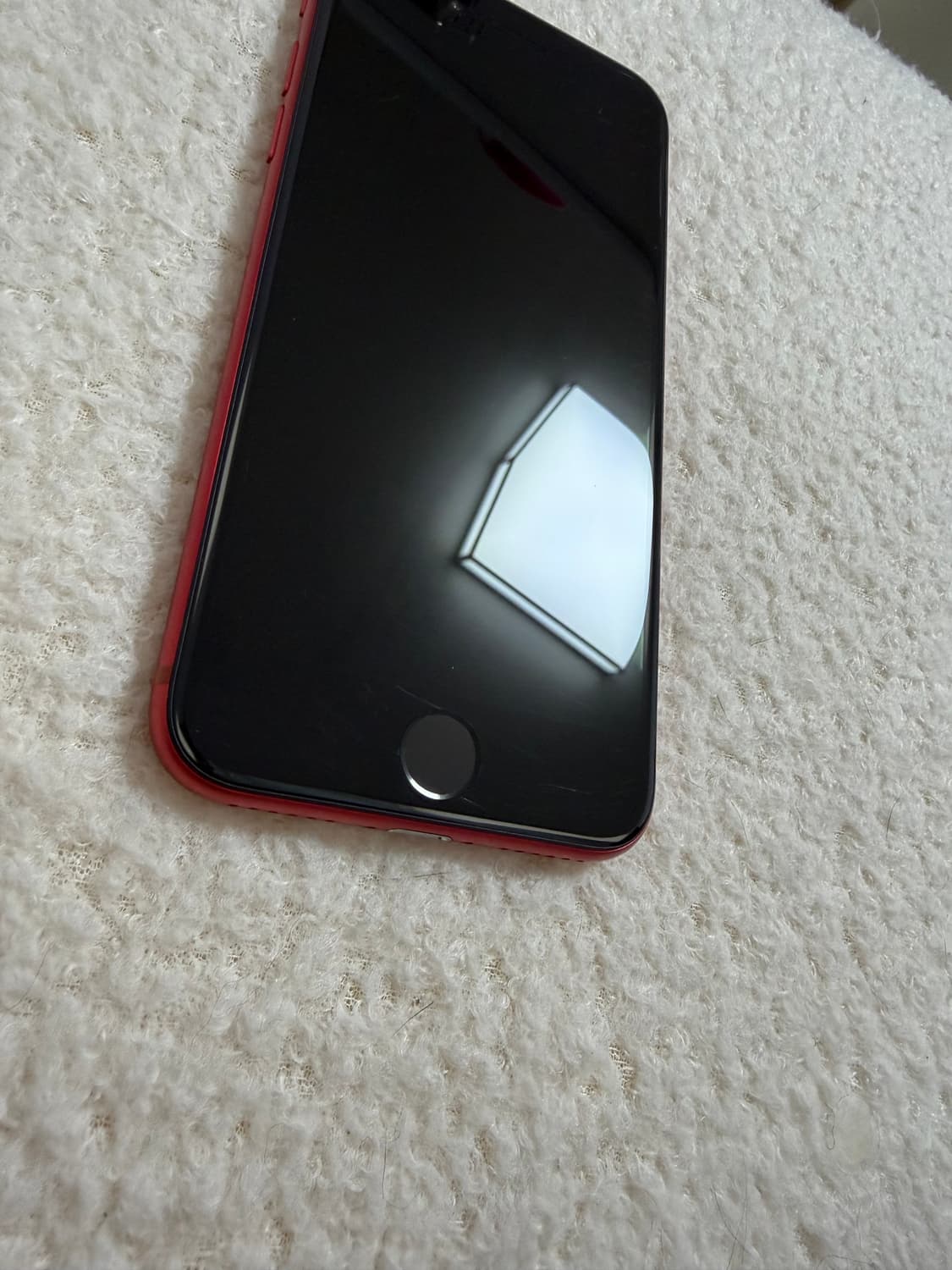 아이폰 SE 64기가 프로덕트 레드 색상 + 리락쿠마 케이스 상품이미지9