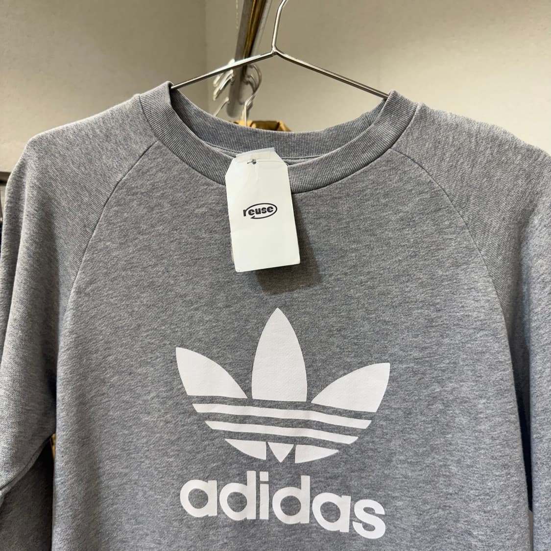 아디다스트레포일 맨투맨 상품이미지2