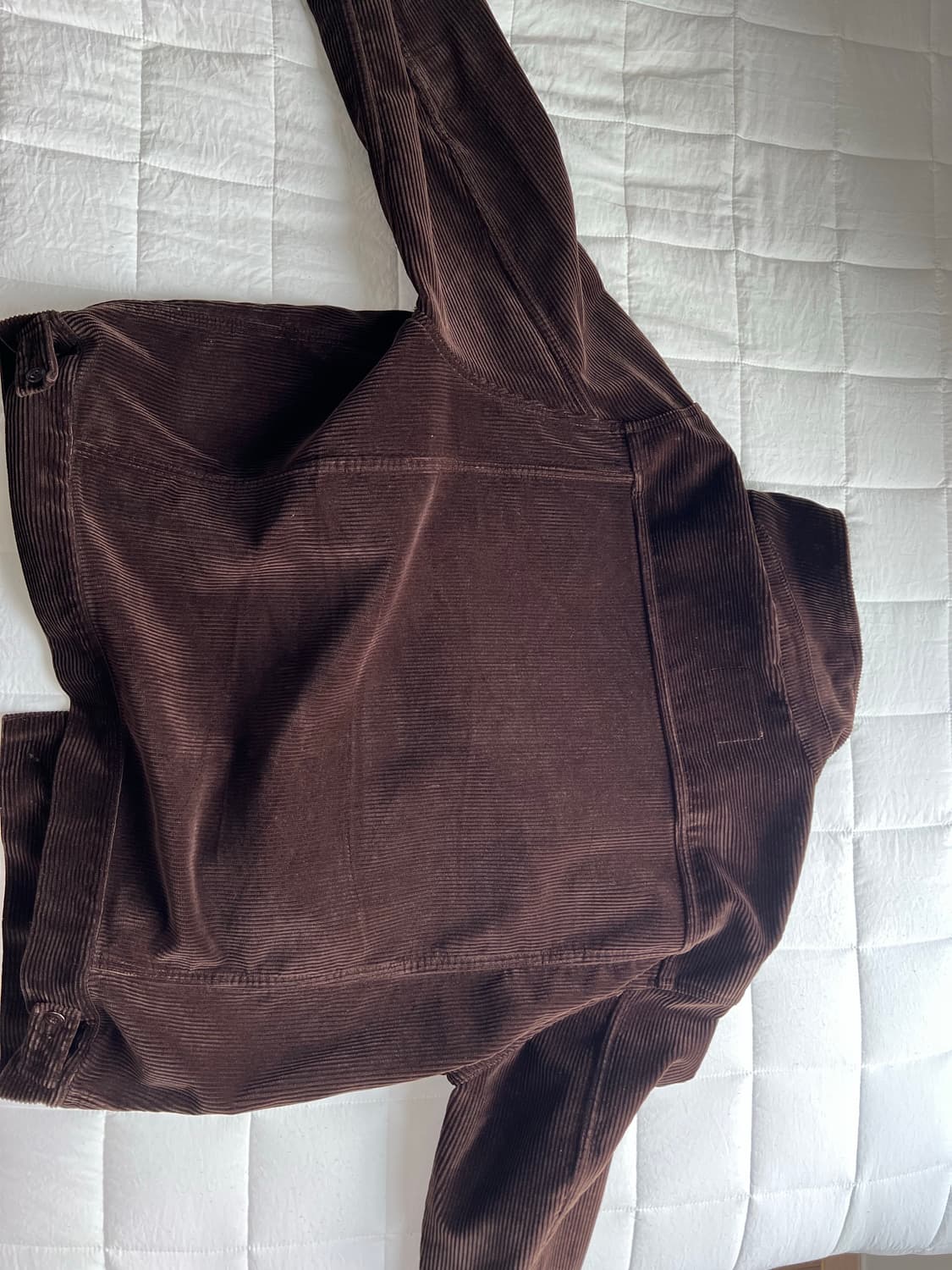 포터리 코듀로이 트러커 자켓 브라운 3사이즈 팝니다. 상품이미지2