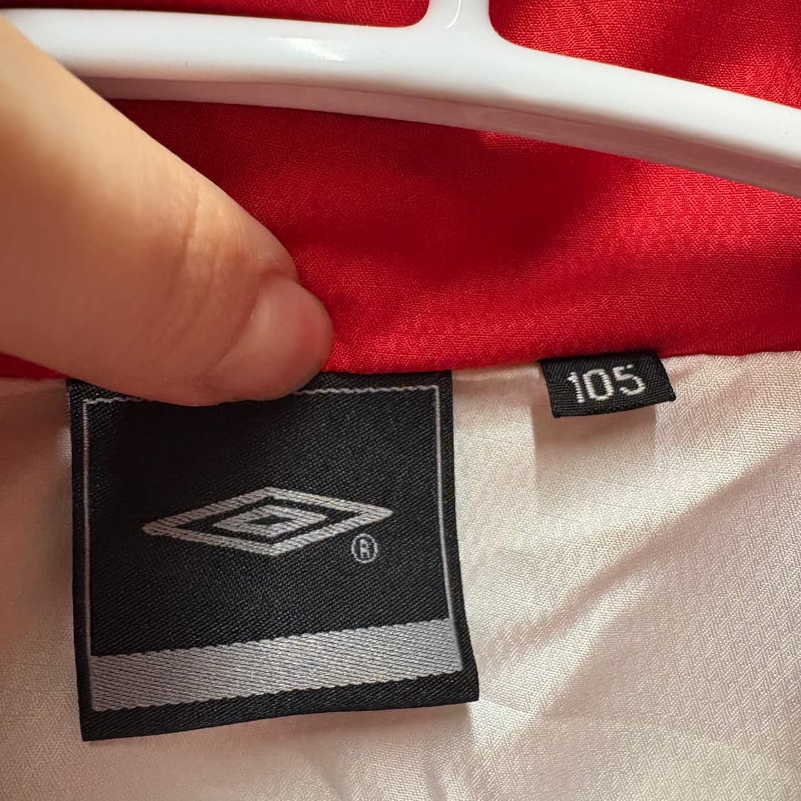 (새상품) 엄브로 잉글랜드 축구 국대 우븐 바람막이 105 상품이미지3