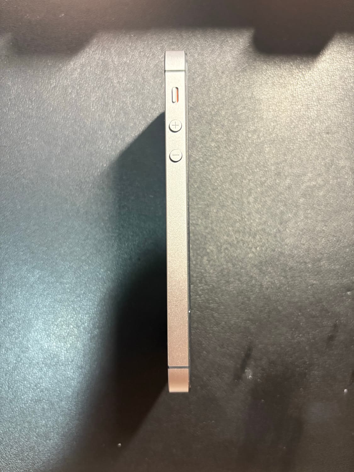 아이폰 SE1 스페이스그레이 128GB (카메라 무음) 상품이미지4