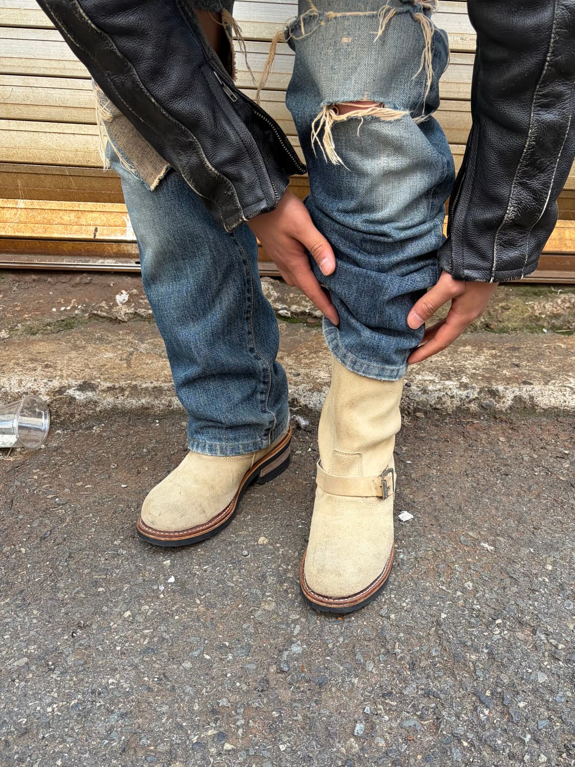 Hawkins suede beige engineered boots (8) 상품이미지2