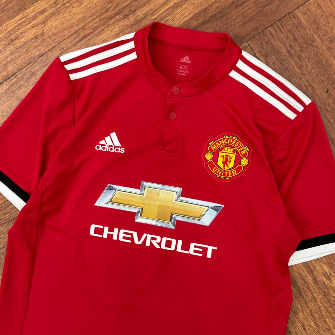 105 아디다스 맨체스터유나이티드 맨유 17-18시즌 홈 유니폼(즐라탄) 상품이미지3