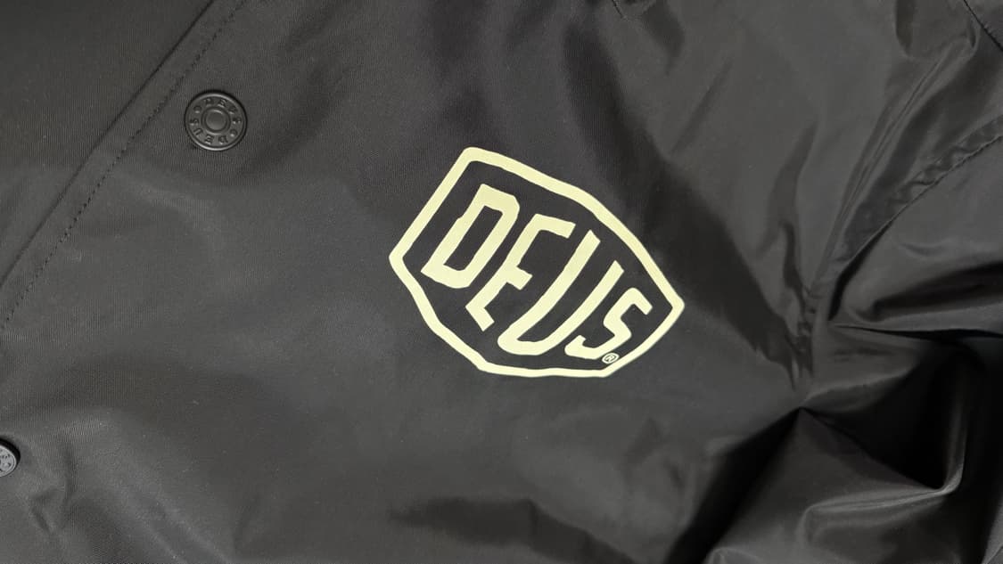 데우스 코치자켓 XXL 판매합니다 🙂 상품이미지3