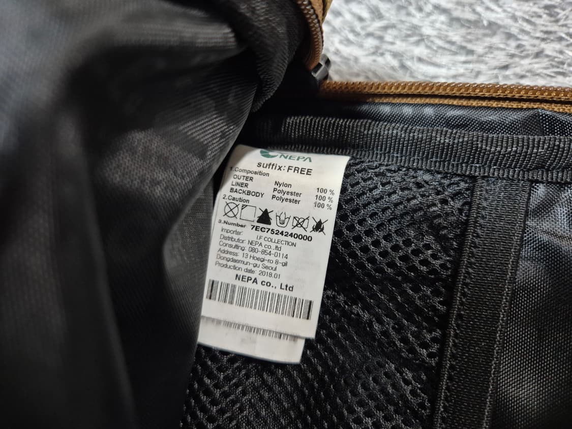 네파 슬링백 상품이미지5