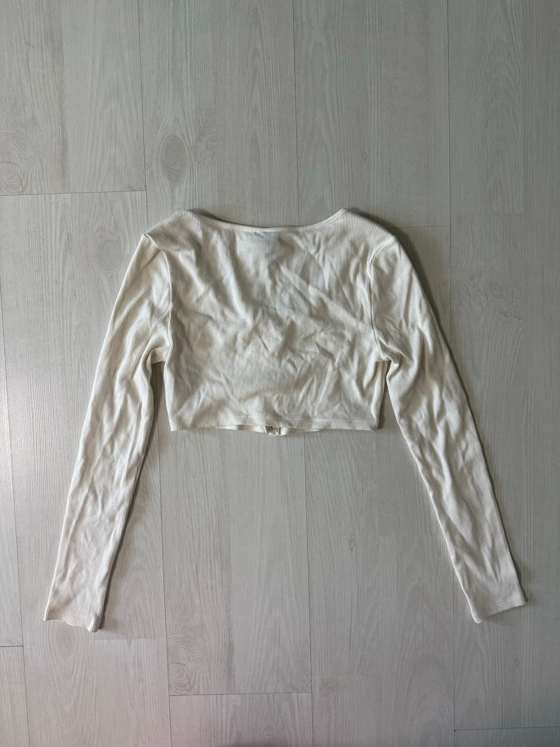 H&M 디바이디드 크롭 가디건 상품이미지2