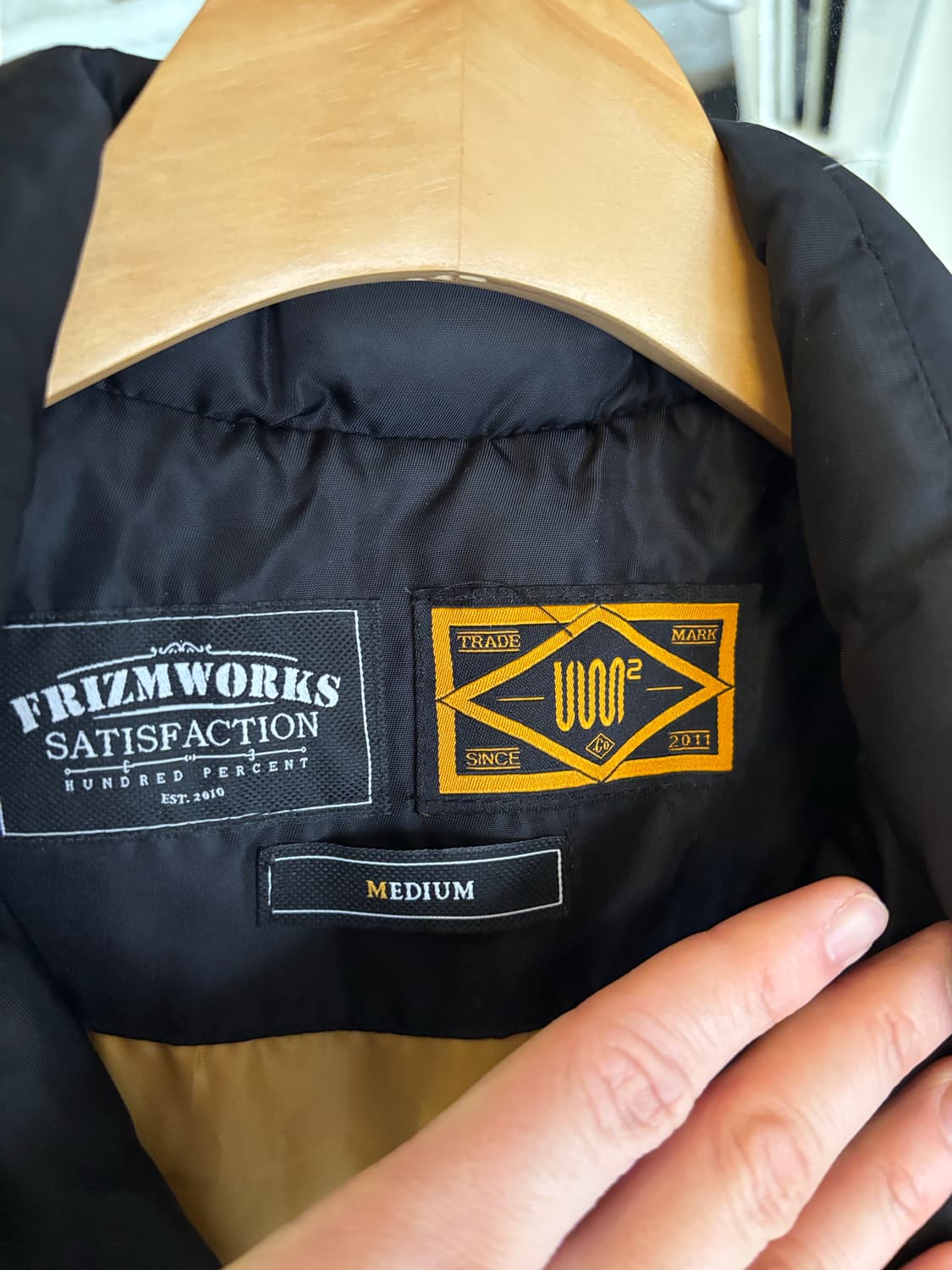 프리즘웍스 x uss2 콜라보 패딩조끼 상품이미지3