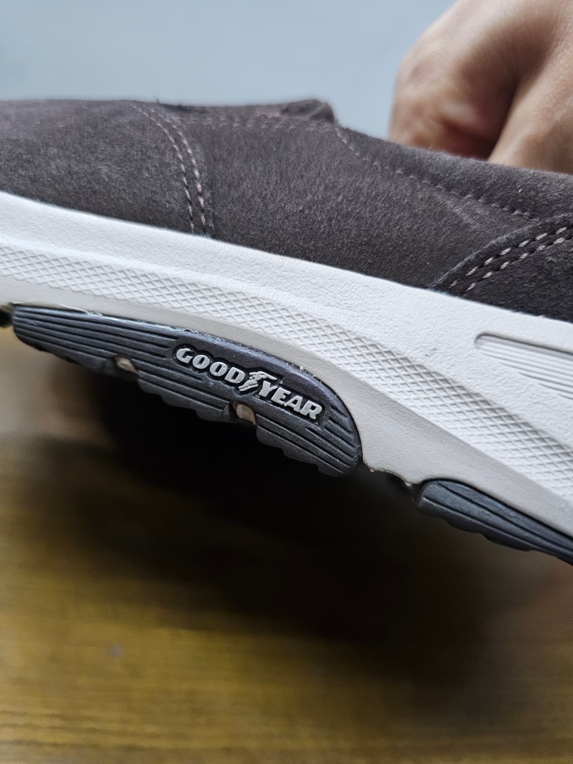 스케쳐스 아웃도어 ULTRA GO 슬립온 브라운 상품이미지8