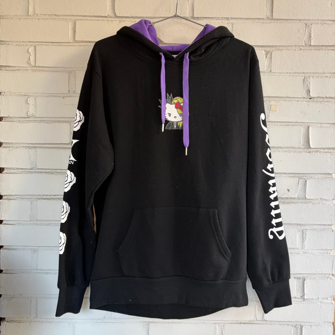 요시키티 퍼플 포인트 블랙 후드티 상품이미지1