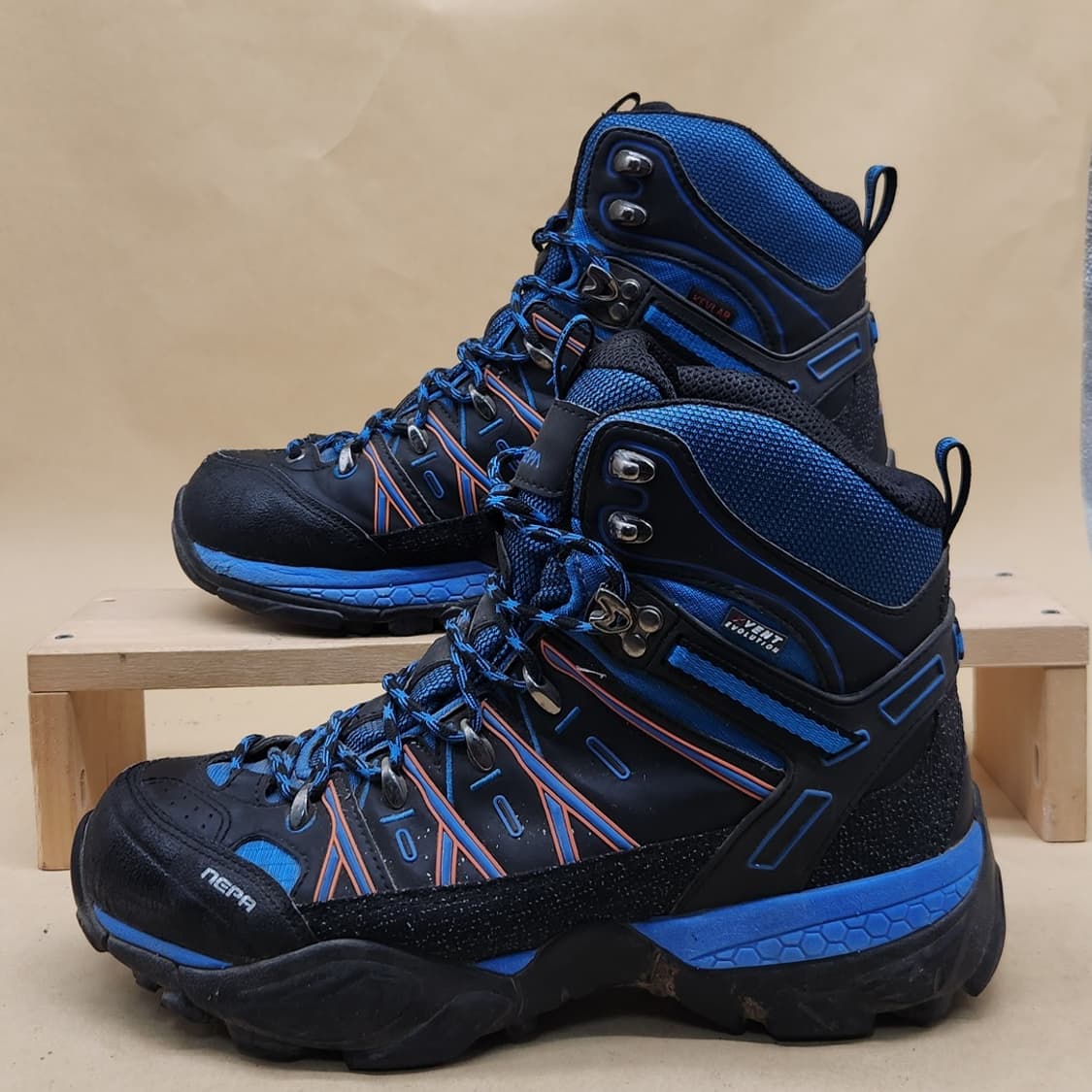 네파 쉐도우 프로 등산화 270 상품이미지1