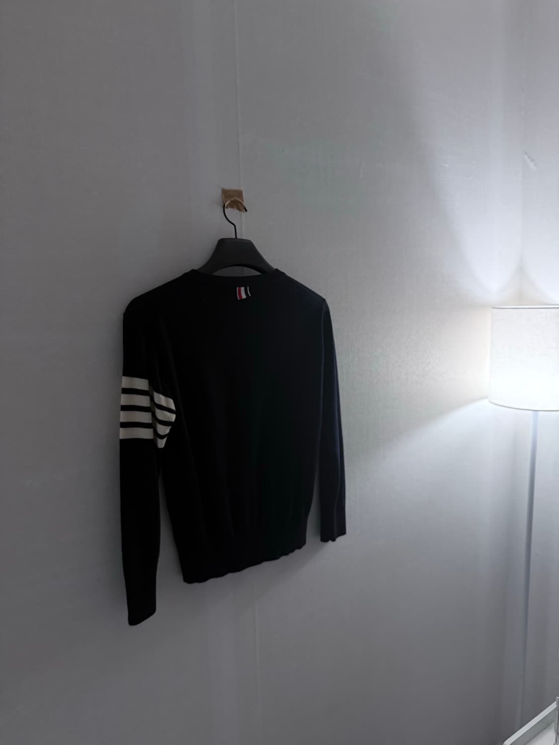 [최저가] 톰브라운 메리노울 4바 니트 1 상품이미지4