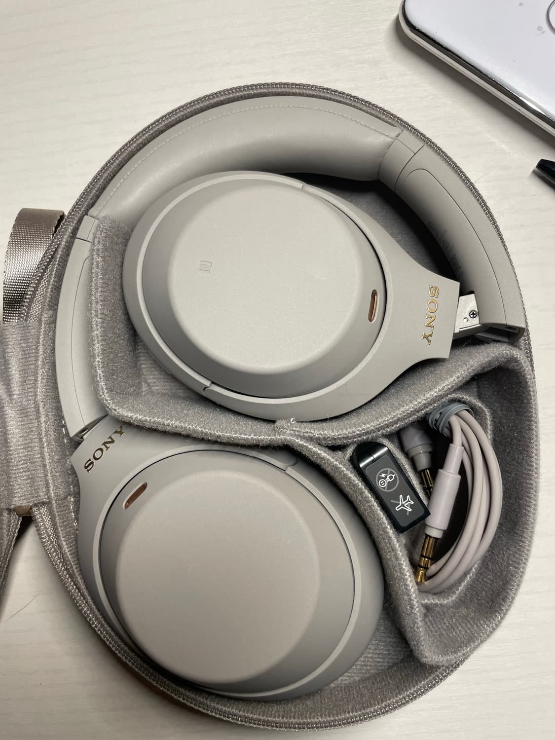 소니 WH-1000XM4 풀박 상품이미지1