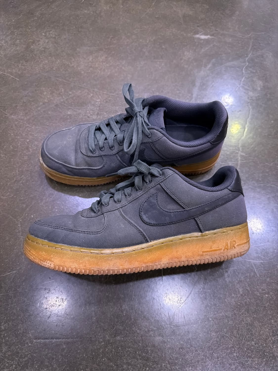 나이키 에어포스1 07 로우 캔버스 그레이 블랙 검솔 270 상품이미지5