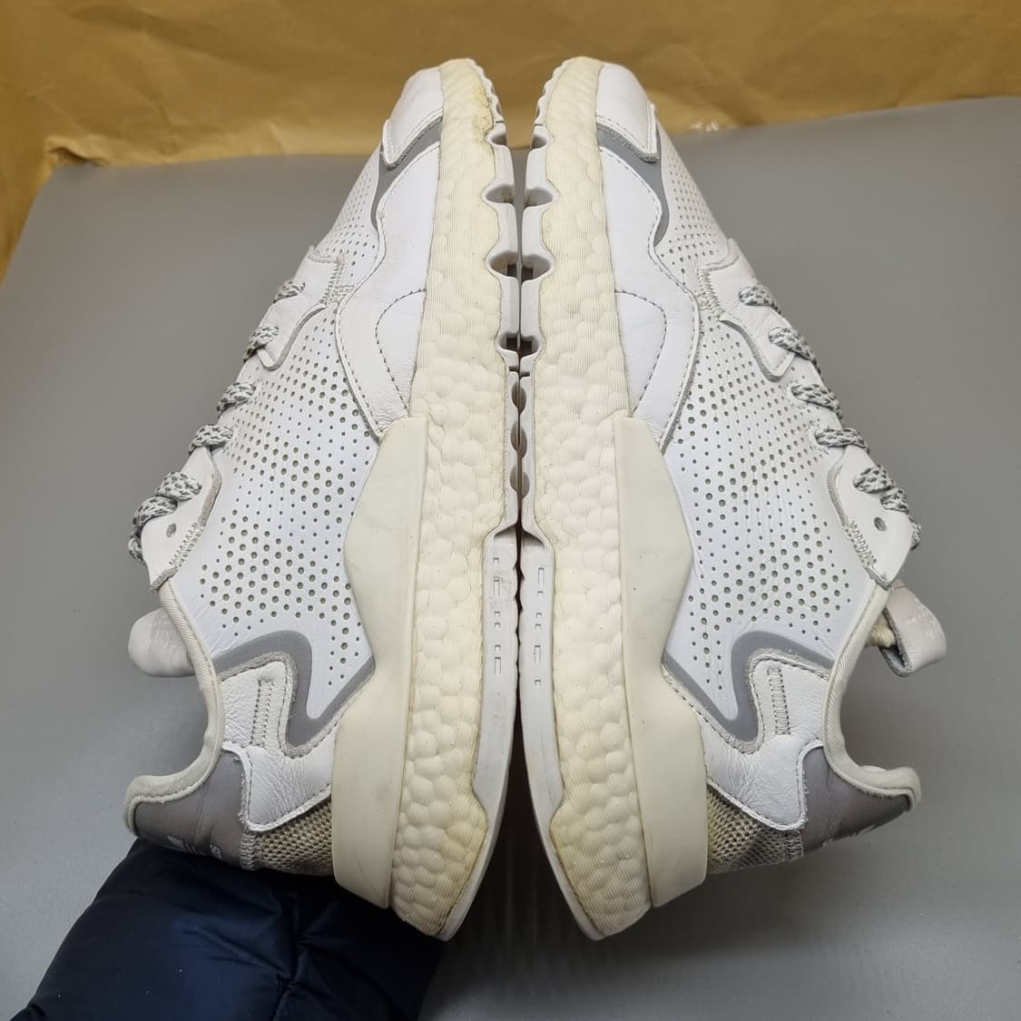 아디다스 나이트조거 화이트 운동화255  상품이미지5