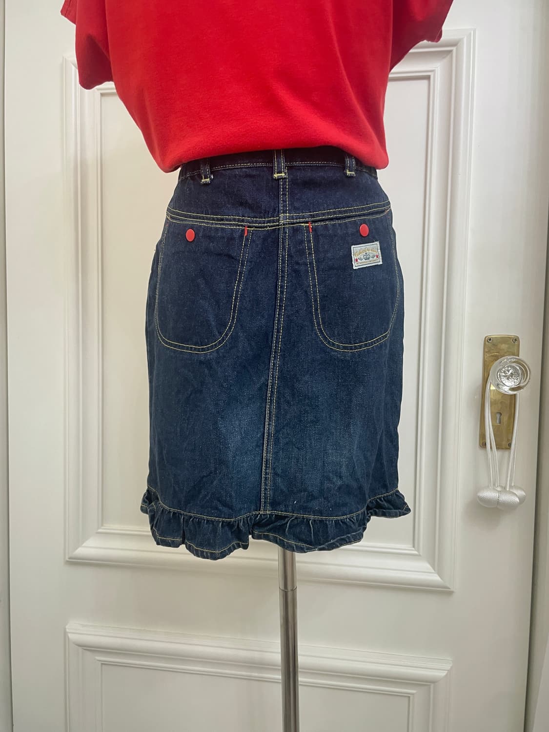 red button point ruffle denim midi skirt 상품이미지4