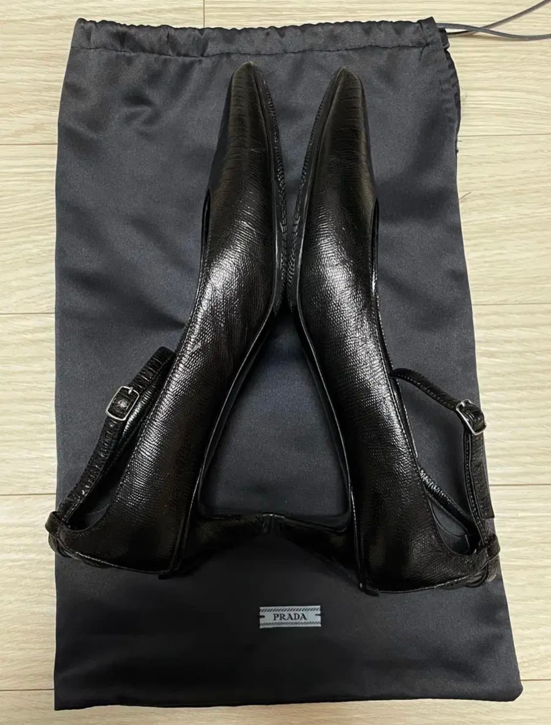 셀린느 키튼힐 슬링백 상품이미지5