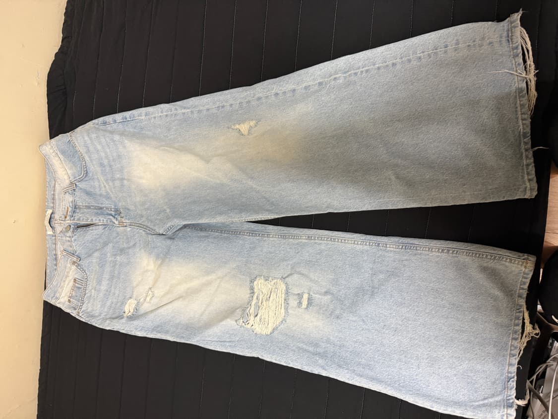 WIDE FLARED JUNKY DENIM PANTS (LIGHT BLU 상품이미지1