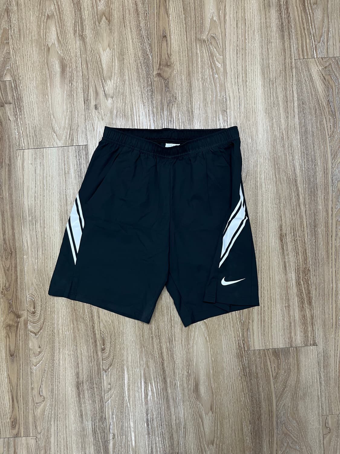 나이키 드라이핏 9“ 반바지 상품이미지1