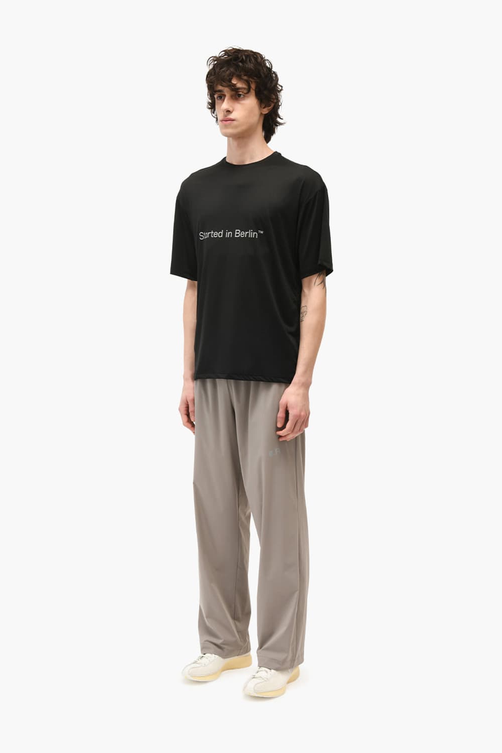 옵티미스틱러너스 티셔츠 블랙 L 새상품 판매 상품이미지5