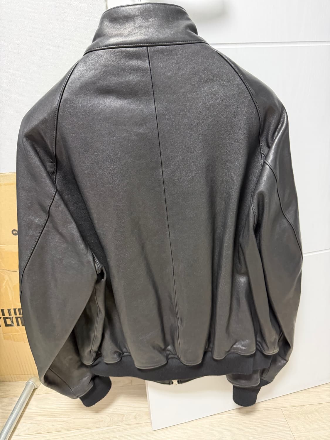 25aw herill 헤릴 램 레더 위캔드 자켓 3 상품이미지3