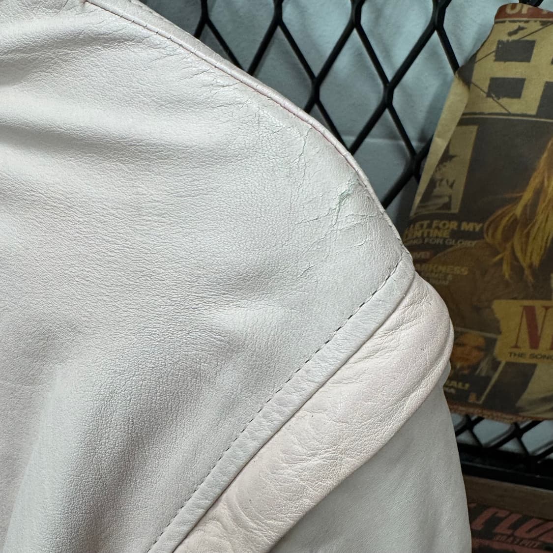 90s 하드락 카페 레더 바시티 자켓 후면 빅로고 포인트 핑크 상품이미지10