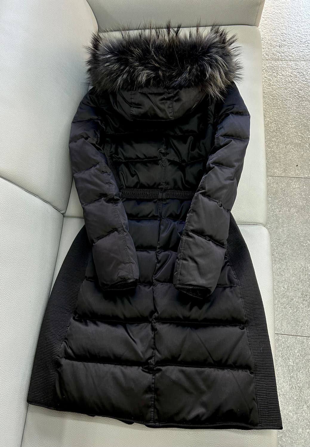 버버리 벨티드 블랙 다운 롱패딩(S) 상품이미지6