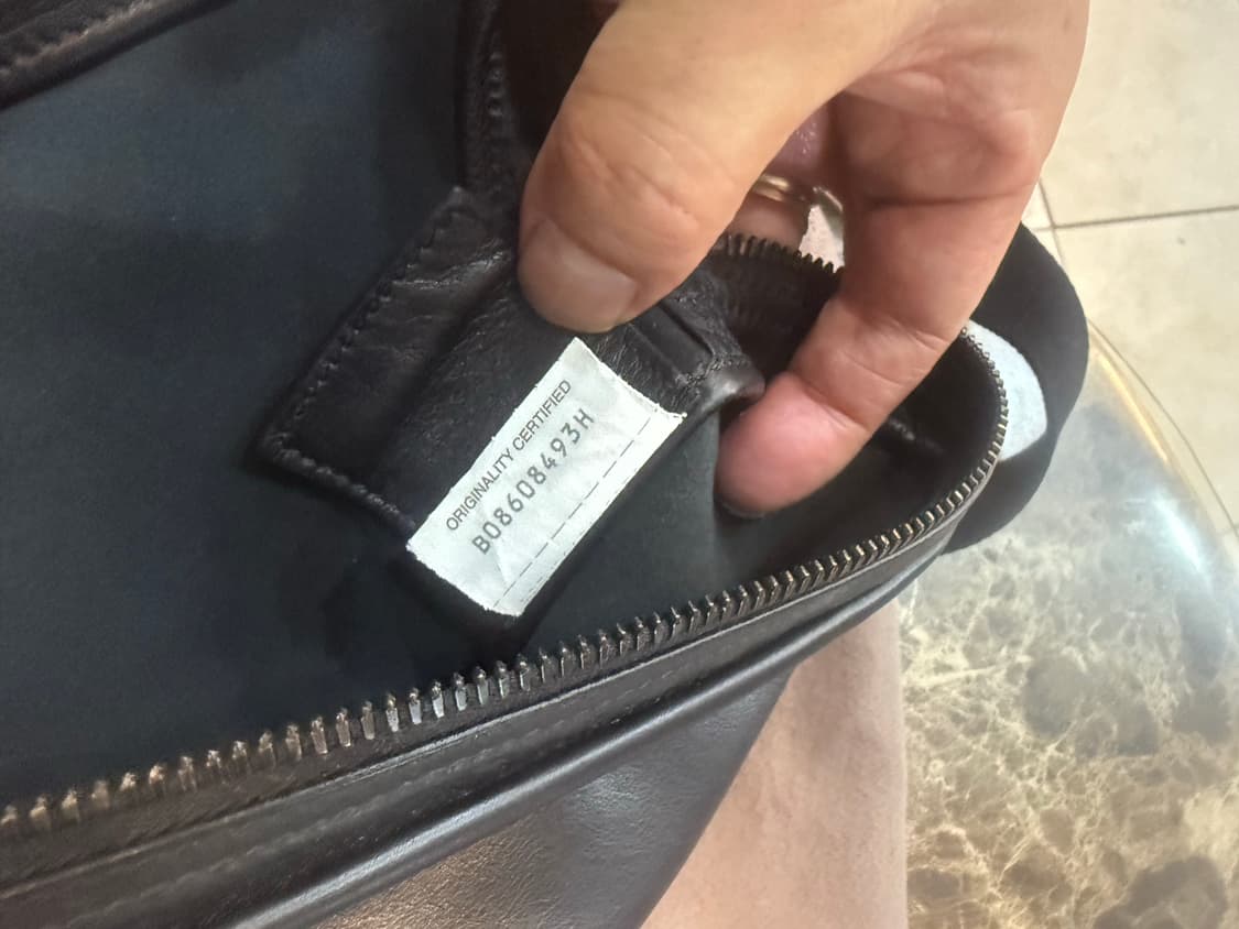 25ss 정품 보테카베네타 슬링백 팝니다 상품이미지9