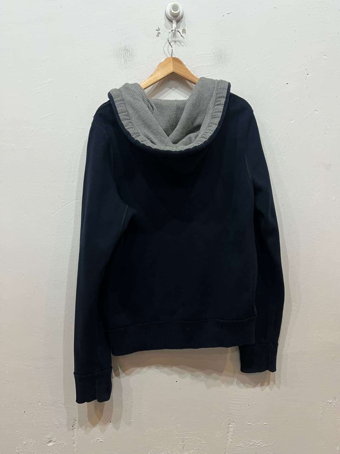 아베크롬비 아플리케 후드집업 네이비  상품이미지4