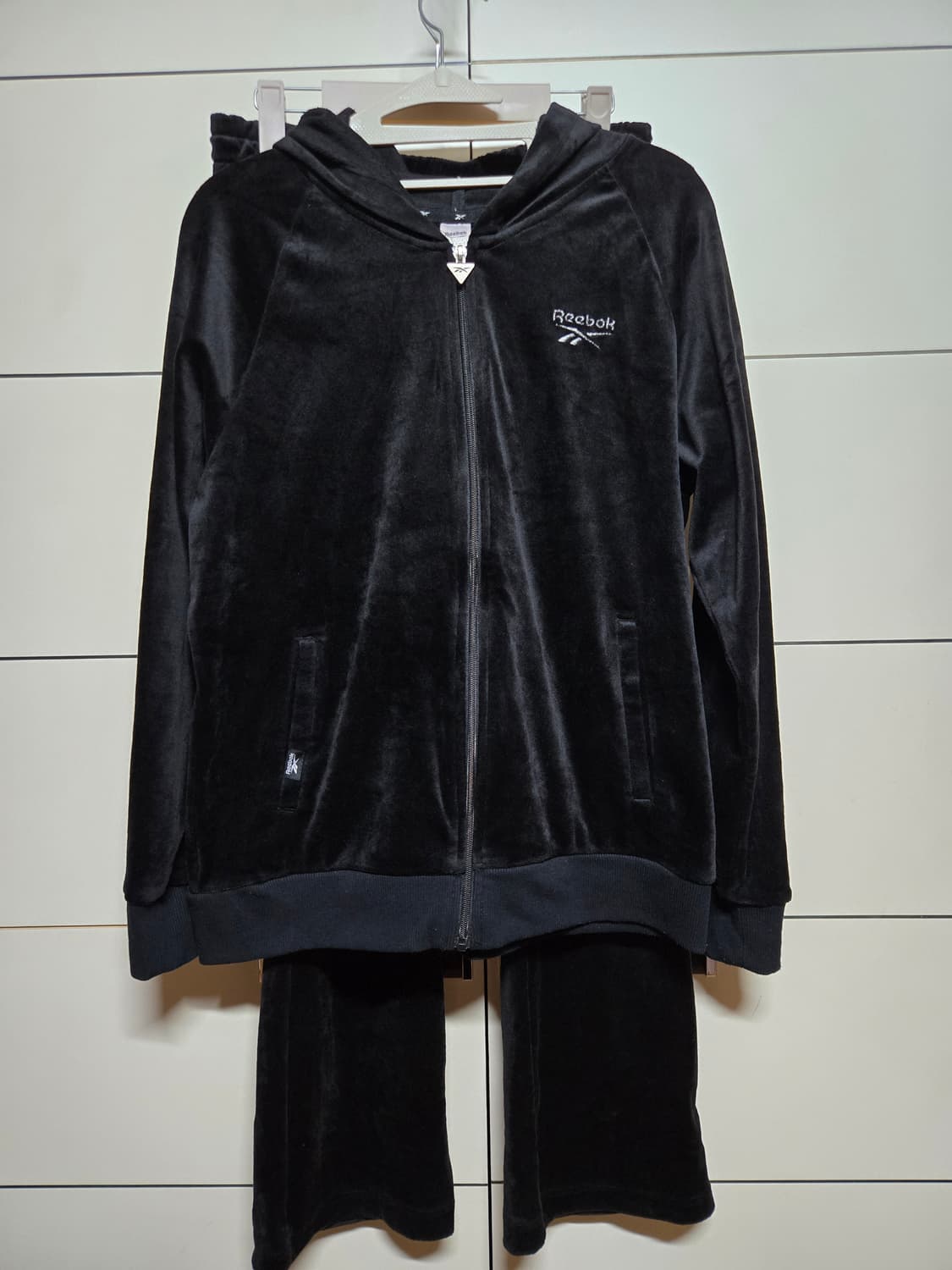 리복 여성 벨루어(벨벳)후드 집업 트레이닝 셋업 상품이미지1