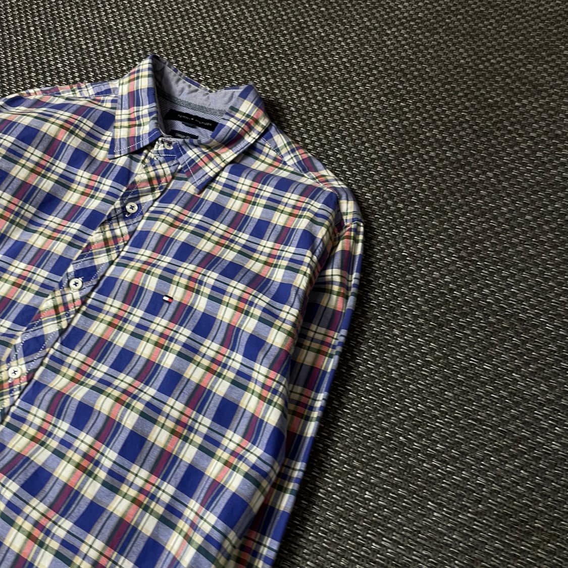 타미힐피거 블루 옐로우 그린 멀티배색 체크 긴팔 셔츠 빈티지핏 M 상품이미지5