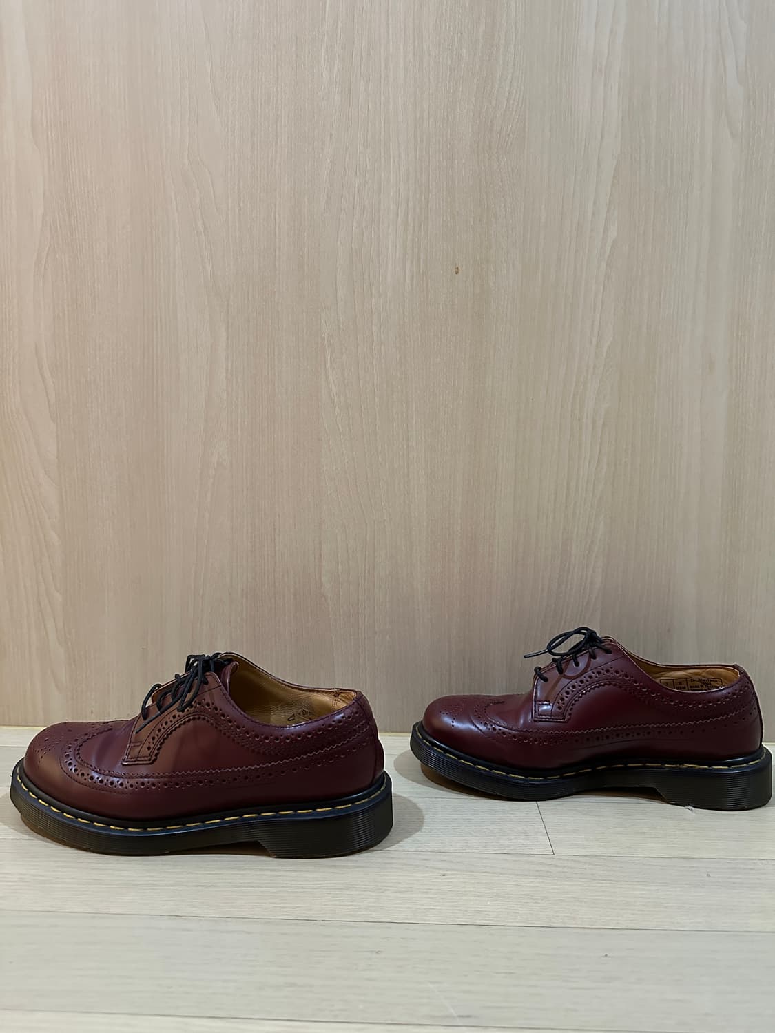 닥터마틴 5홀 윙팁 버건디 UK7 260 상품이미지3