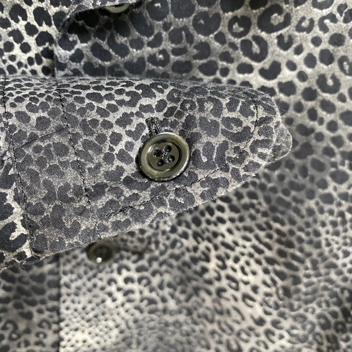 아네스베 레오파드 오버핏 셔츠 상품이미지7
