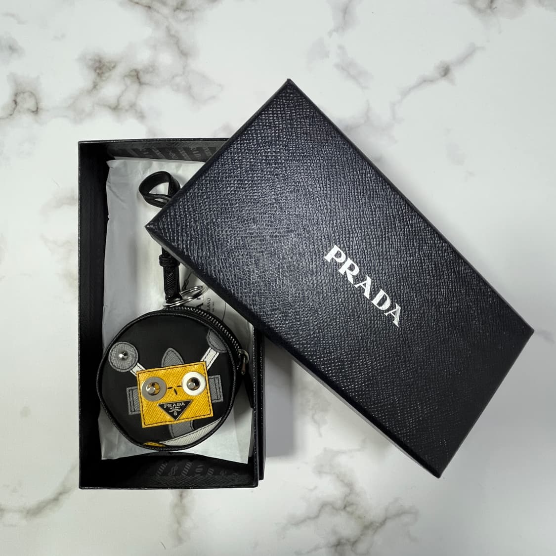 새상품 프라다 로봇 참 동전지갑 파우치 키링 상품이미지8