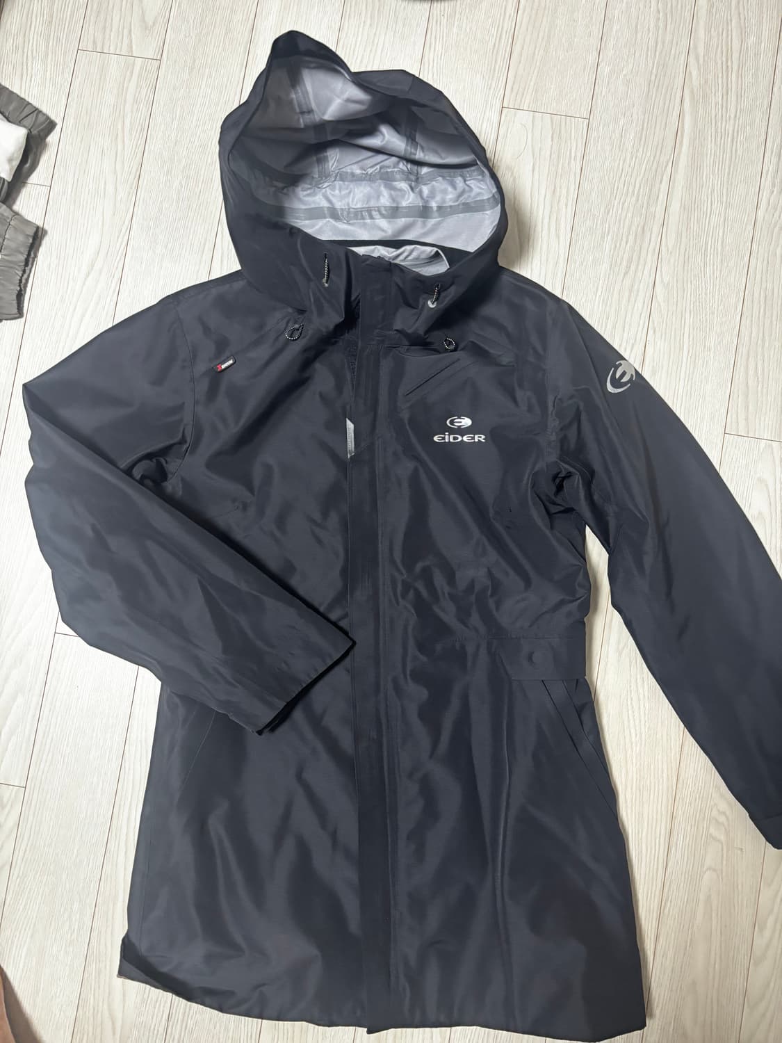 아이더 CASTO 여성 3IN1 바람막이 초방수자켓 상품이미지2