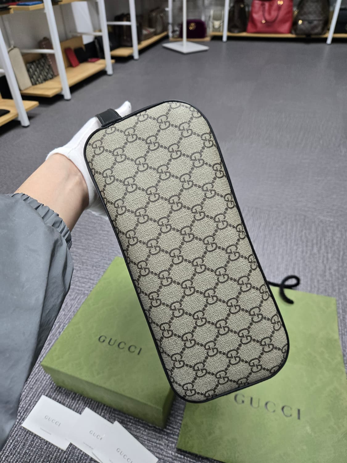 [정품][특가] 구찌 시그니처 돕키트 파우치백 상품이미지5