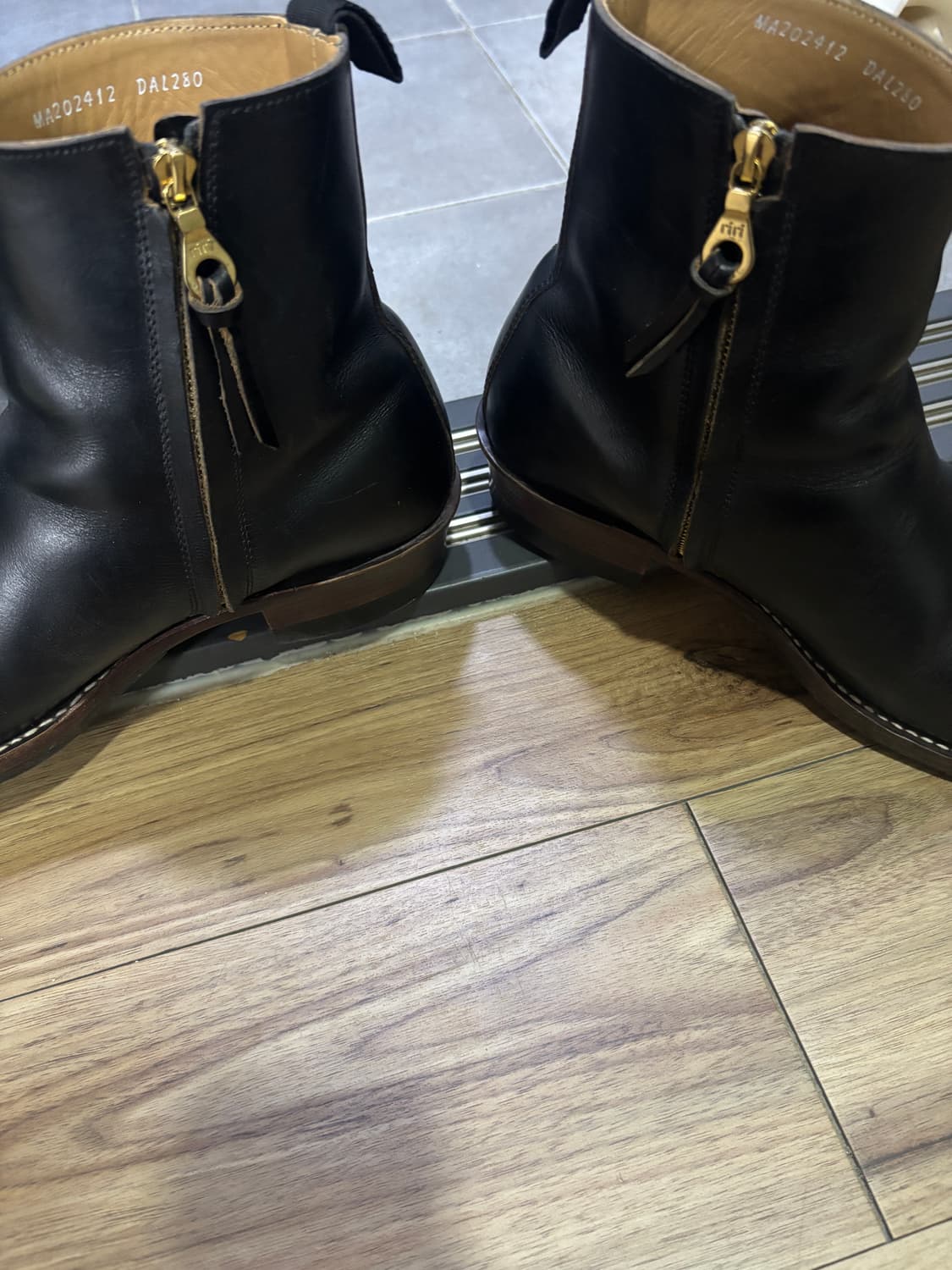 루트원슈즈 롤링집업부츠 상품이미지4