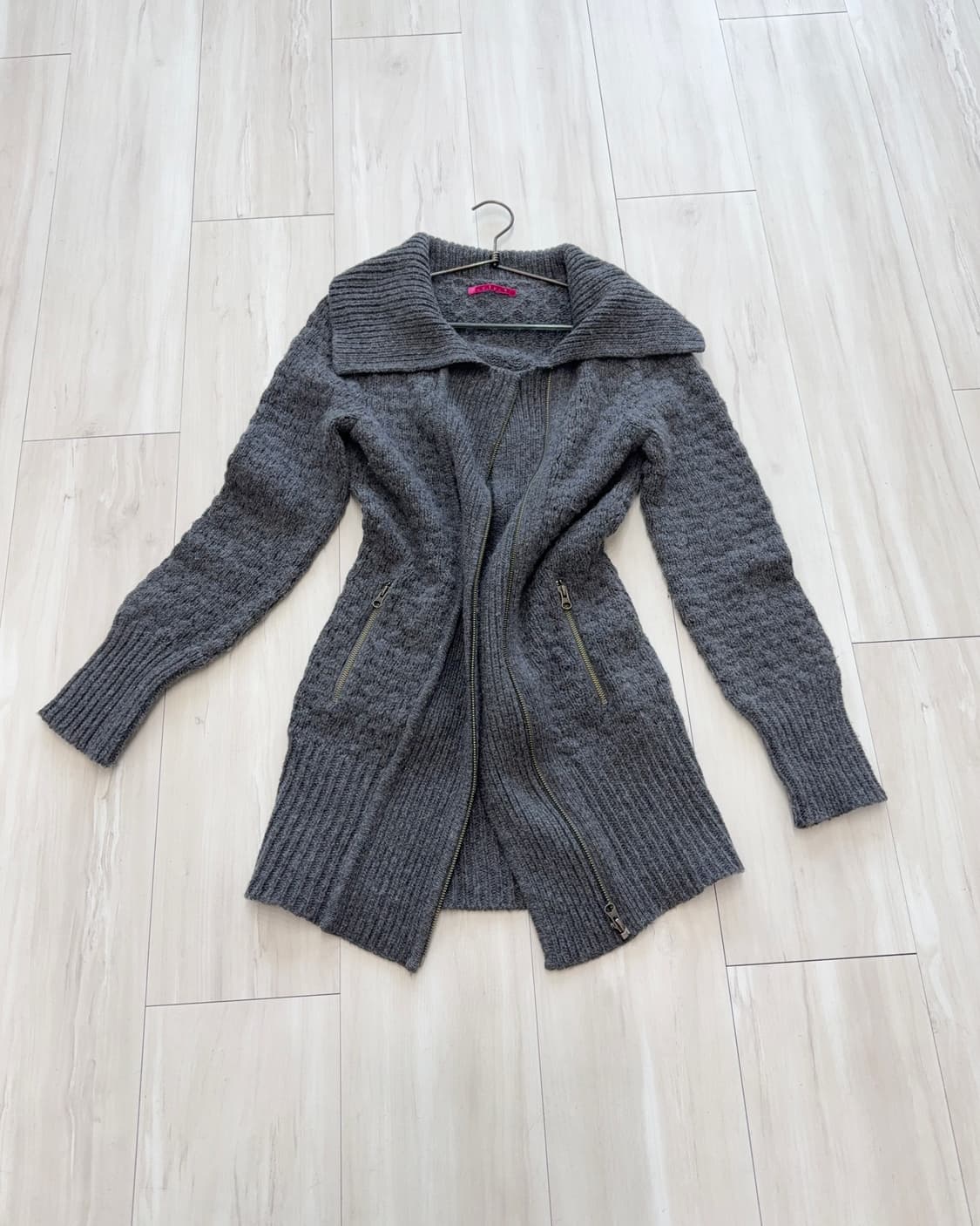 Chacoal minimal Feminine Y2K Fitted Knit 상품이미지1