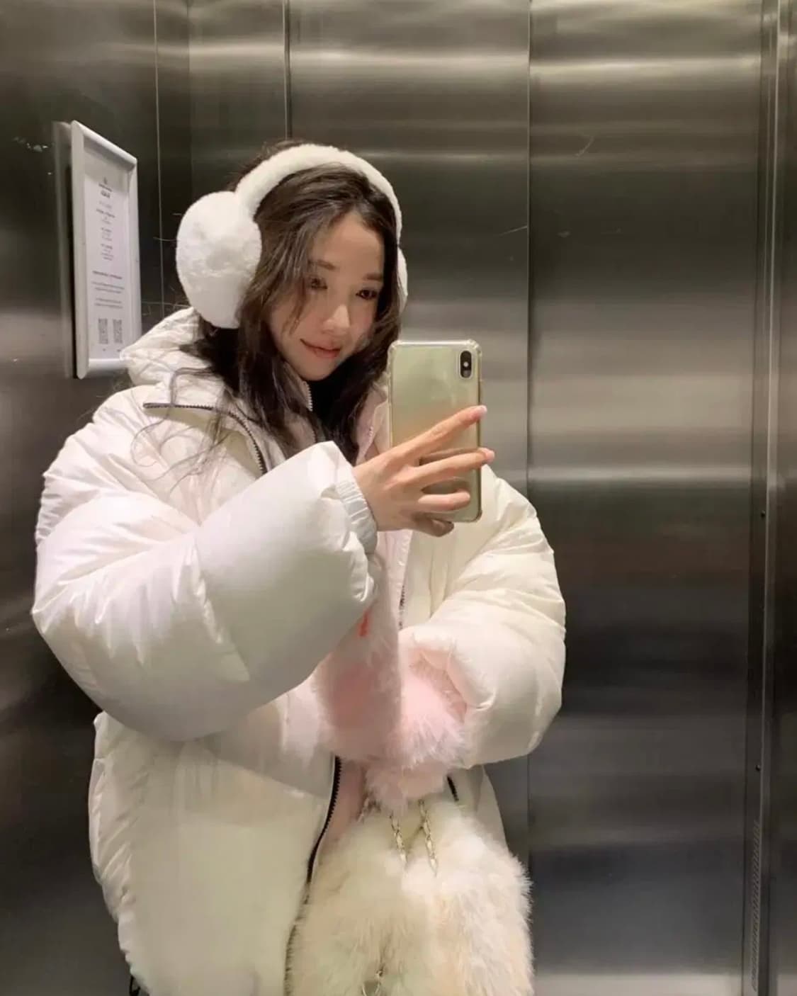 더바넷 리버시블 패딩 화이트 상품이미지2