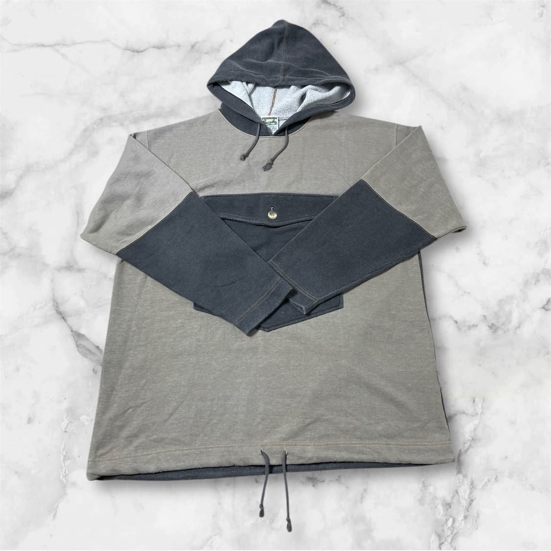 아메리칸 빈티지 - 포켓 디테일 후드티 상품이미지1