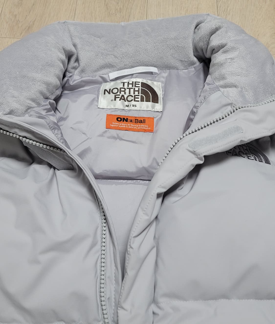 노스페이스 온볼 그레이 패딩 상품이미지2