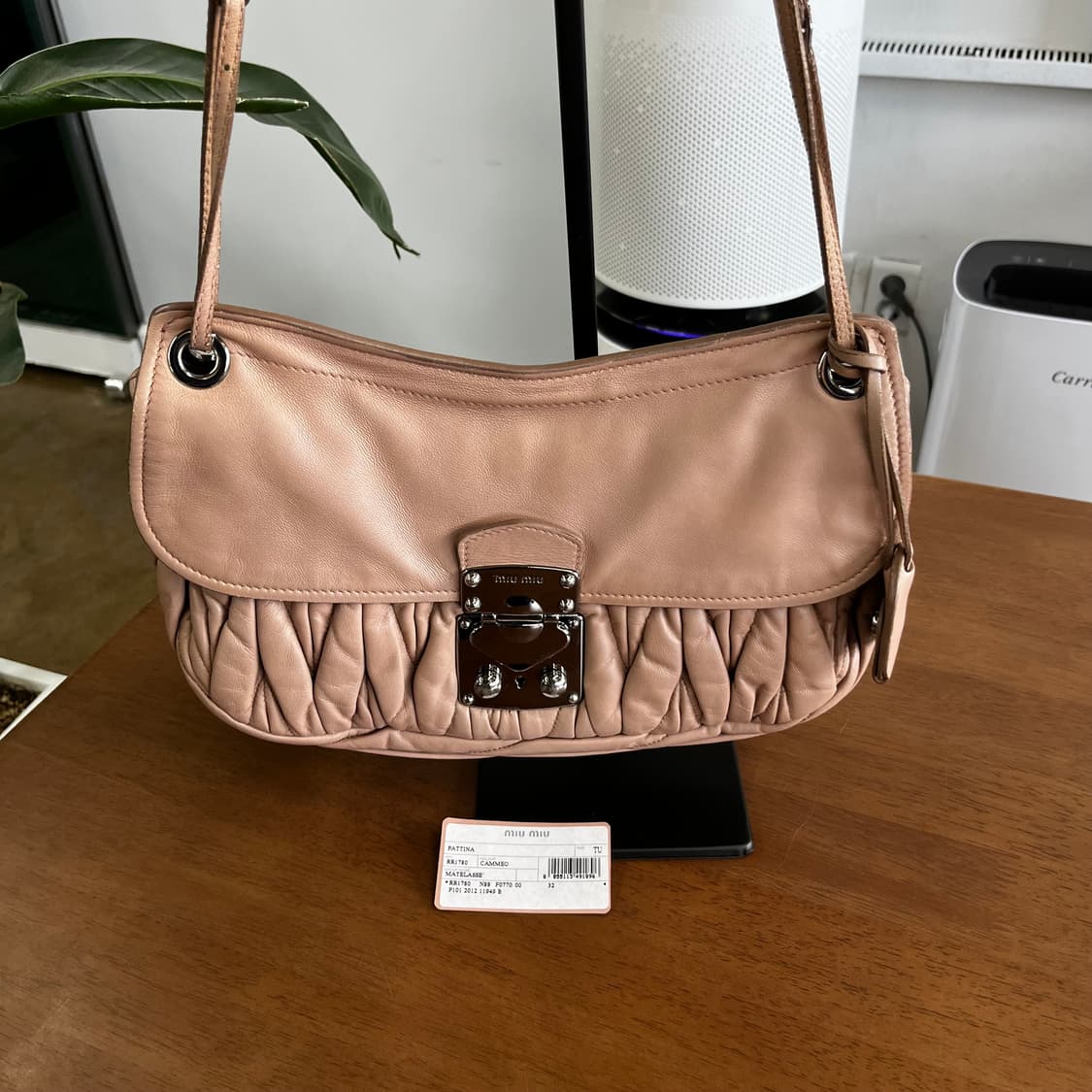 미우미우 마테라쎄 체인 숄더백 상품이미지3