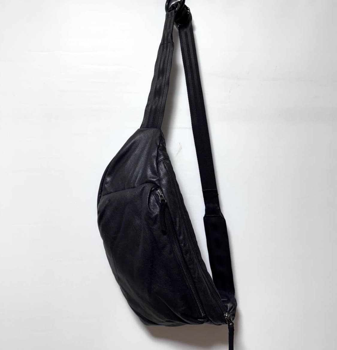 Attachment 신시틱 레더 숄더백 상품이미지3